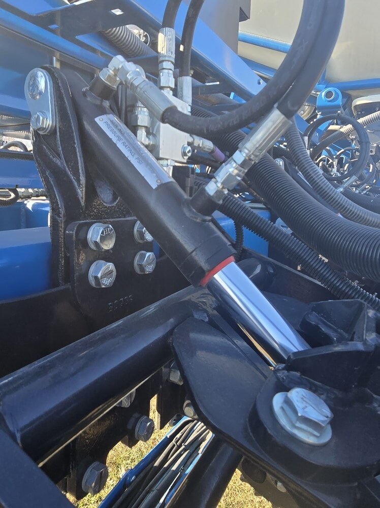 2023 Kinze 3665 Planter