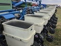 2006 Kinze 3650 Planter