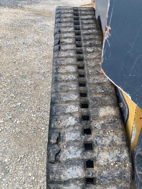 2018 Deere 331G Skid Steer