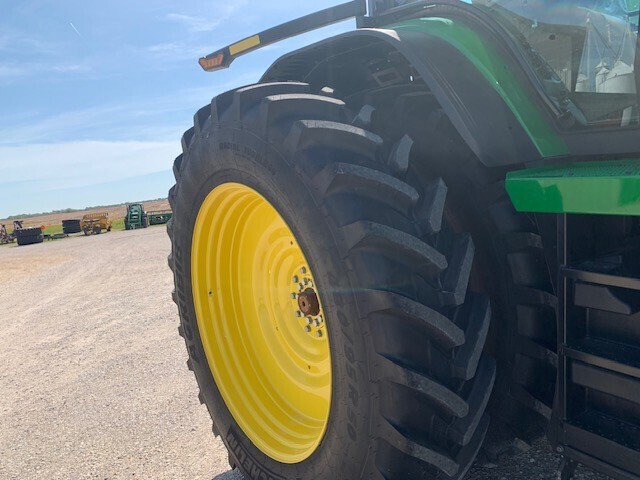 2024 John Deere 8R 410 Tractor