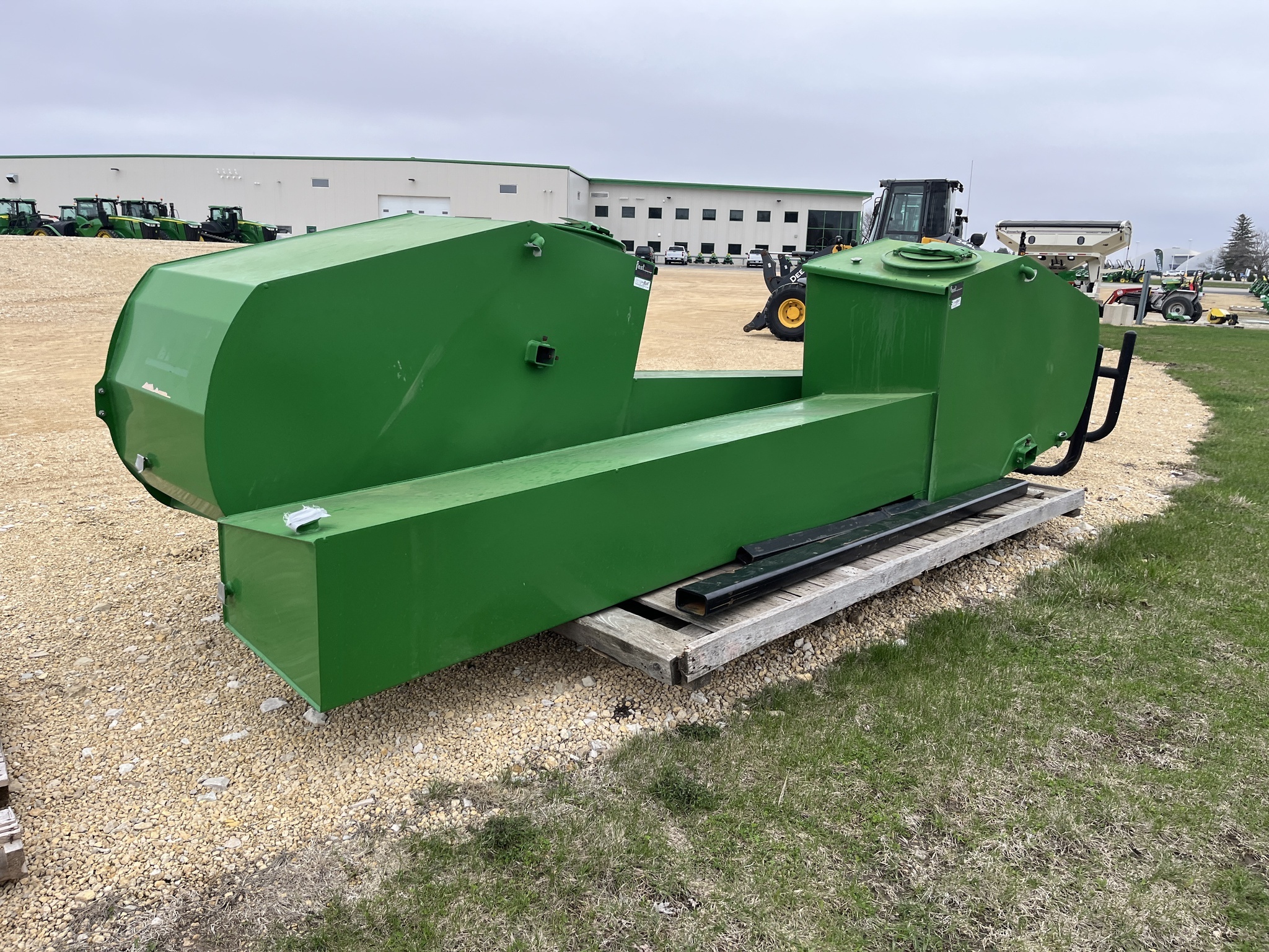 Fast Tanks Tank - $12,500 | Machinery Pete
