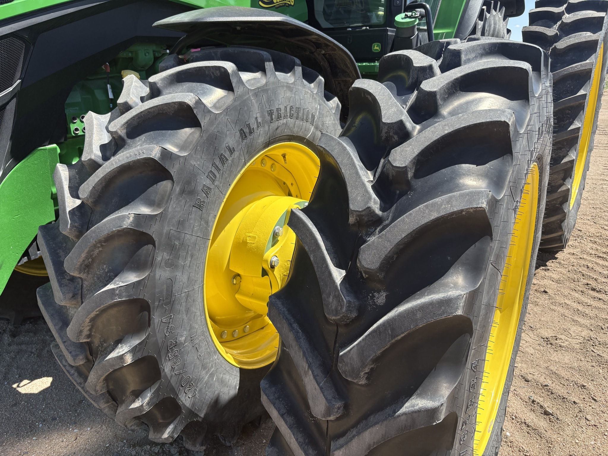 2023 John Deere 8R 280 Tractor