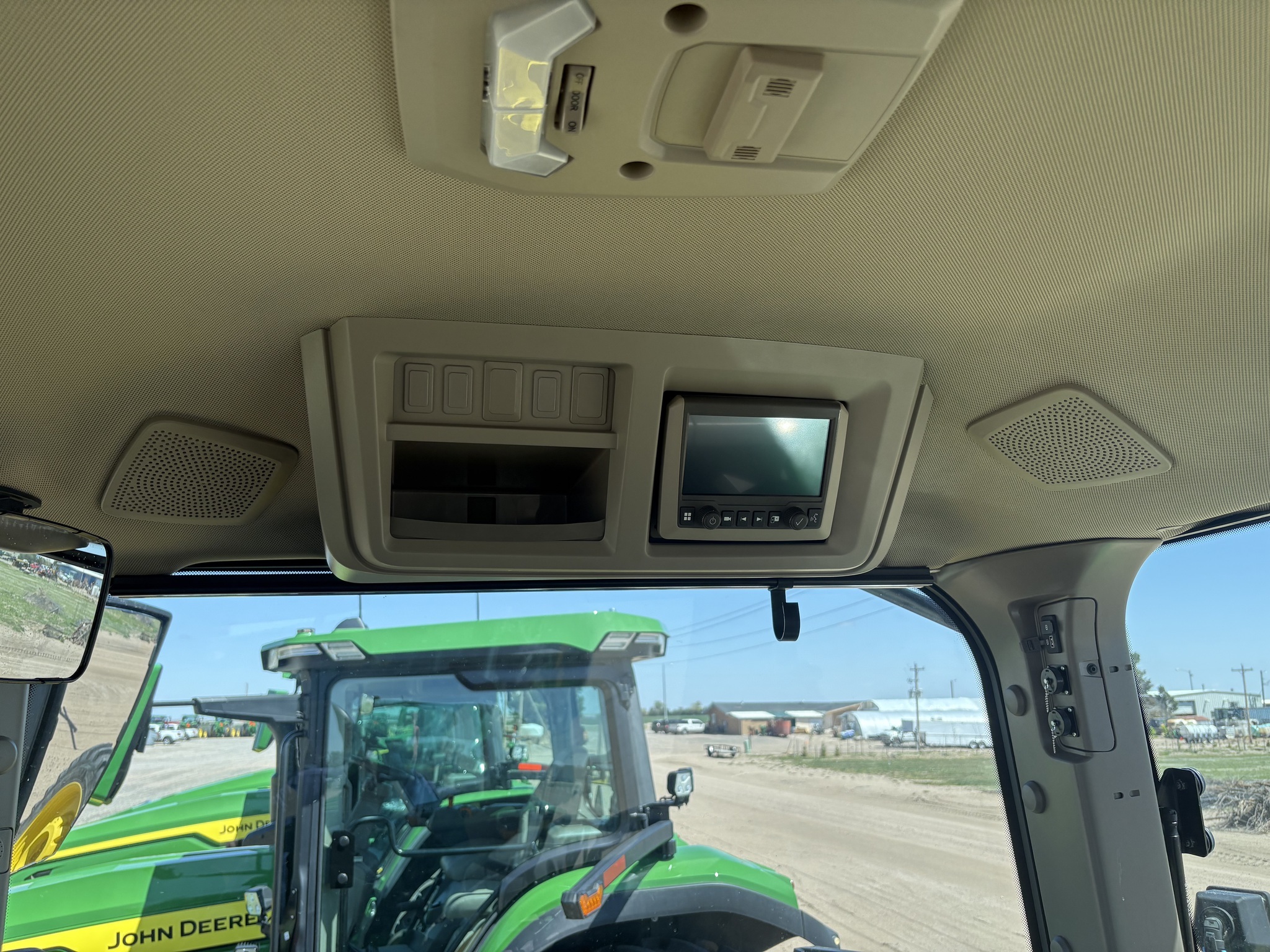 2023 John Deere 8R 280 Tractor