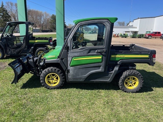 2018 John Deere XUV835R ATVs and Utility Vehicle