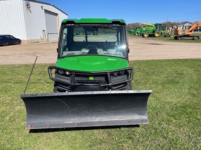 2018 John Deere XUV835R ATVs and Utility Vehicle