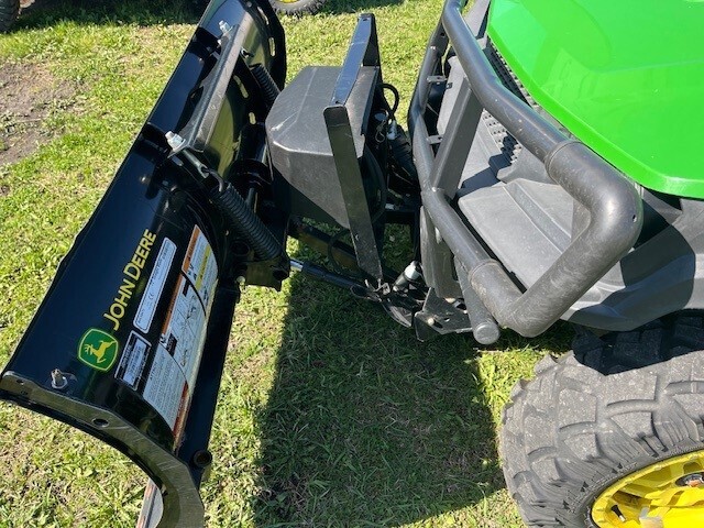 2018 John Deere XUV835R ATVs and Utility Vehicle