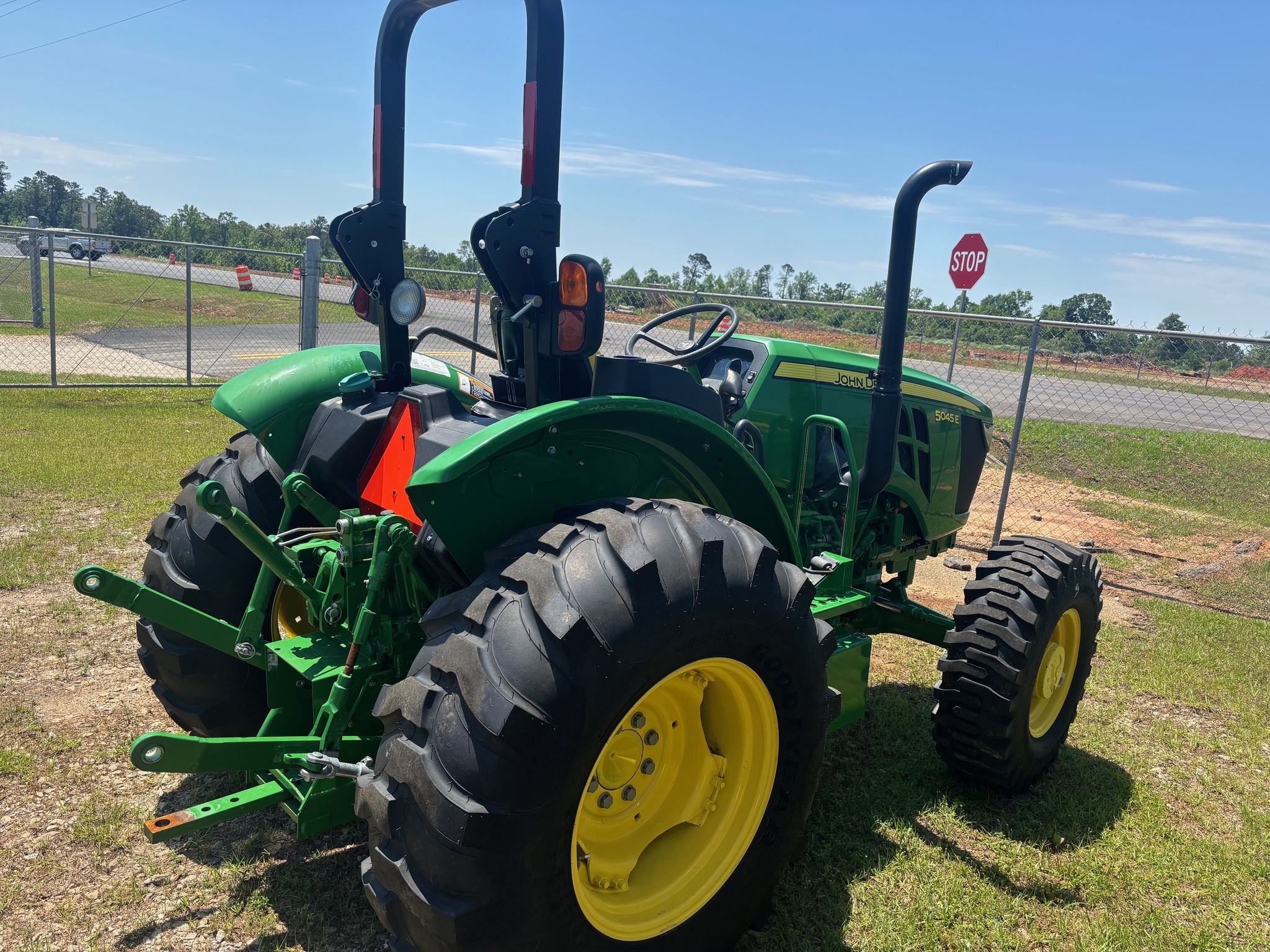 2022 John Deere 5045E Tractor