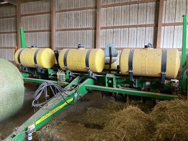 2006 John Deere 1750 Planter
