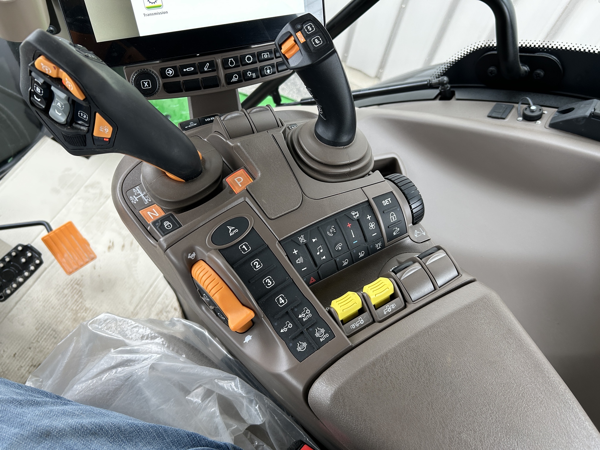 2024 John Deere 6R 250 Tractor