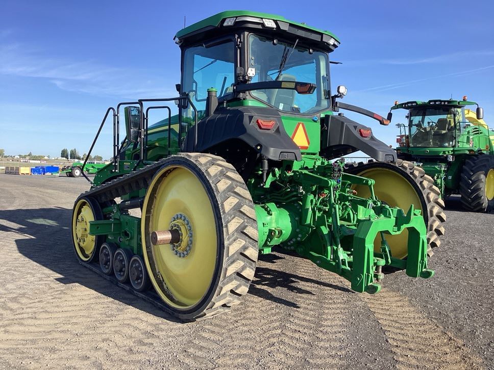 2021 John Deere 8RT 370 Tractor