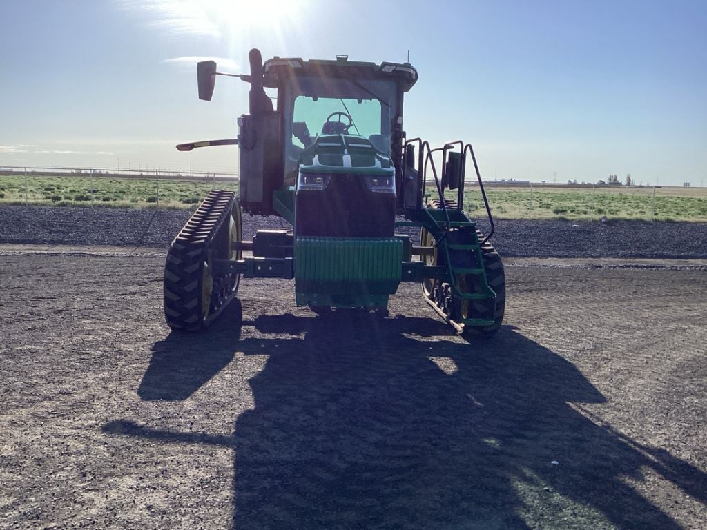 2021 John Deere 8RT 370 Tractor