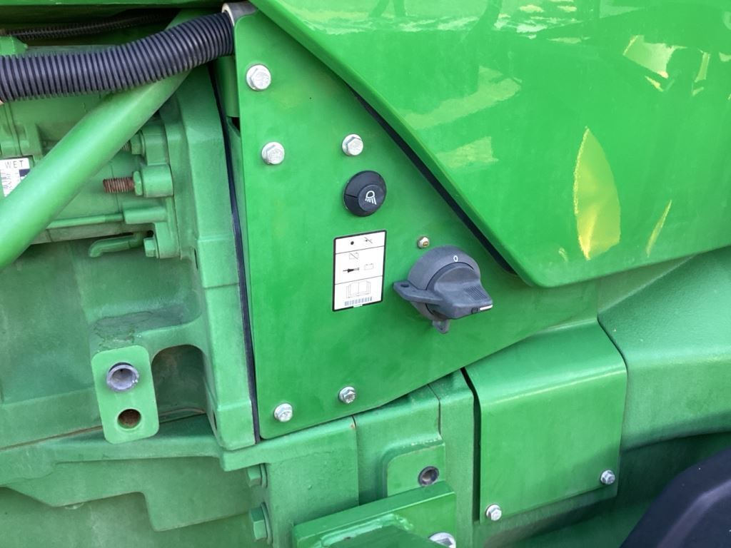 2021 John Deere 8RT 370 Tractor