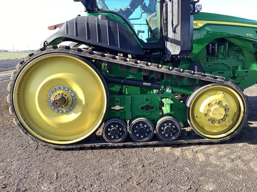 2021 John Deere 8RT 370 Tractor