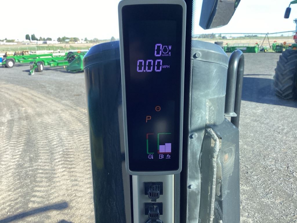 2021 John Deere 8RT 370 Tractor