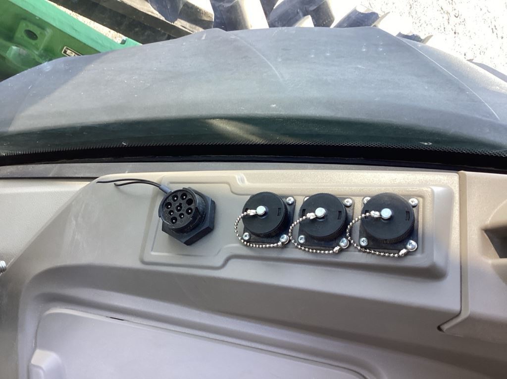 2021 John Deere 8RT 370 Tractor