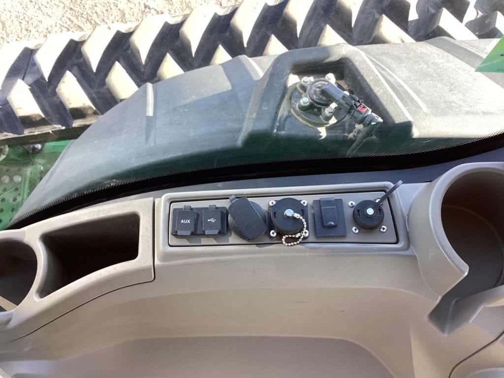 2021 John Deere 8RT 370 Tractor