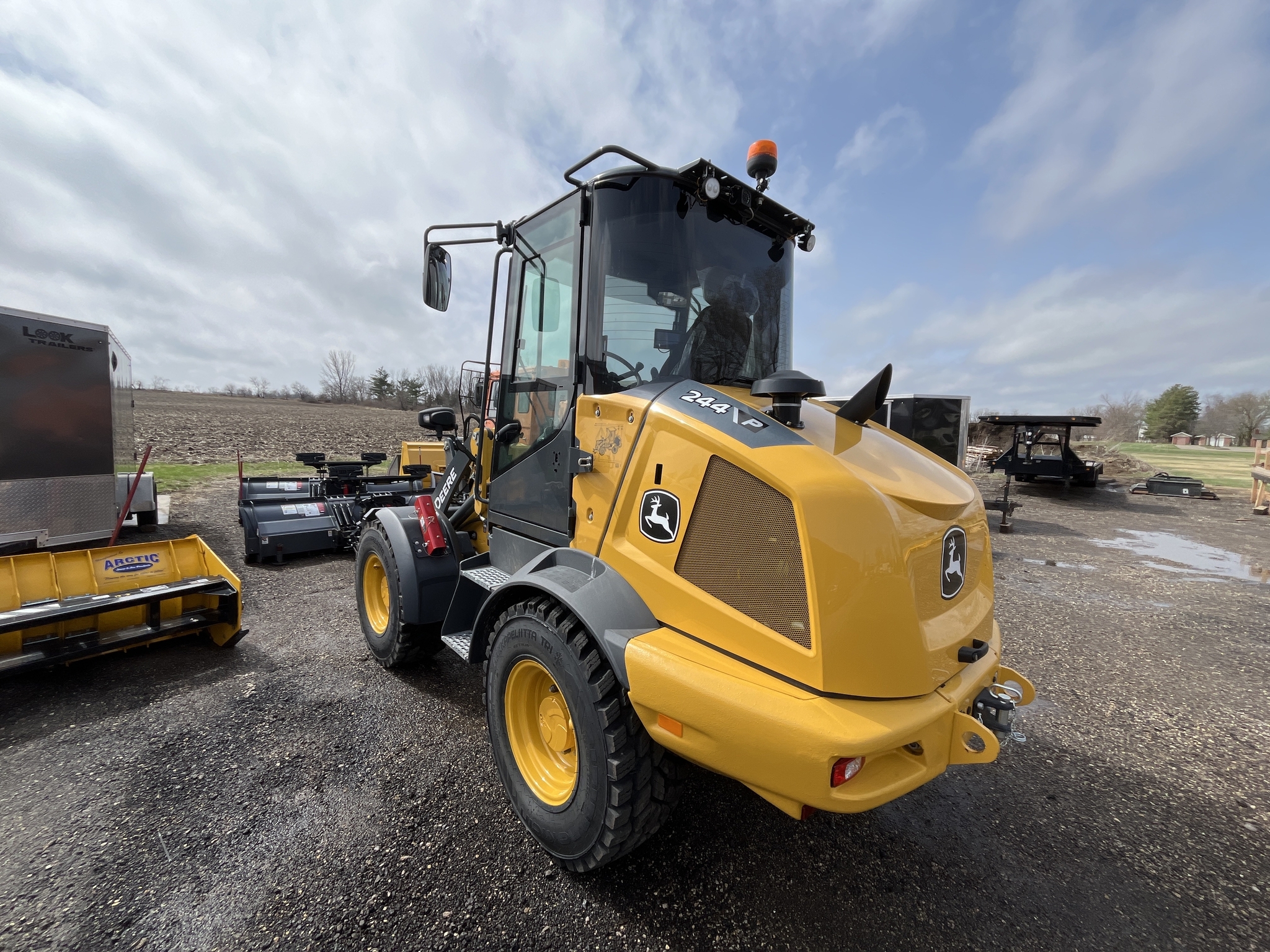 2024 John Deere 244 P Wheel Loader