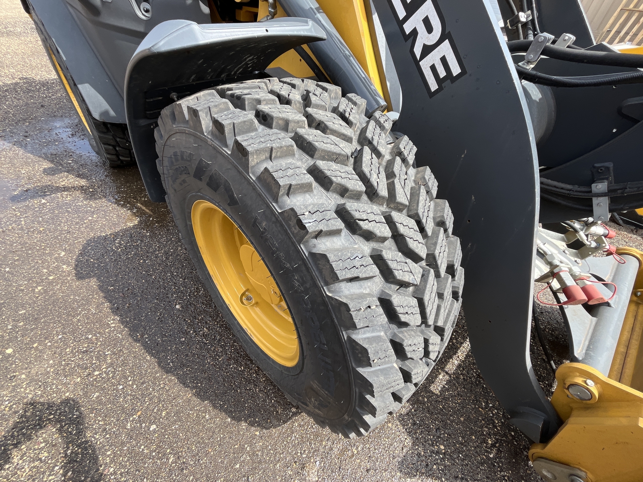 2024 John Deere 244 P Wheel Loader
