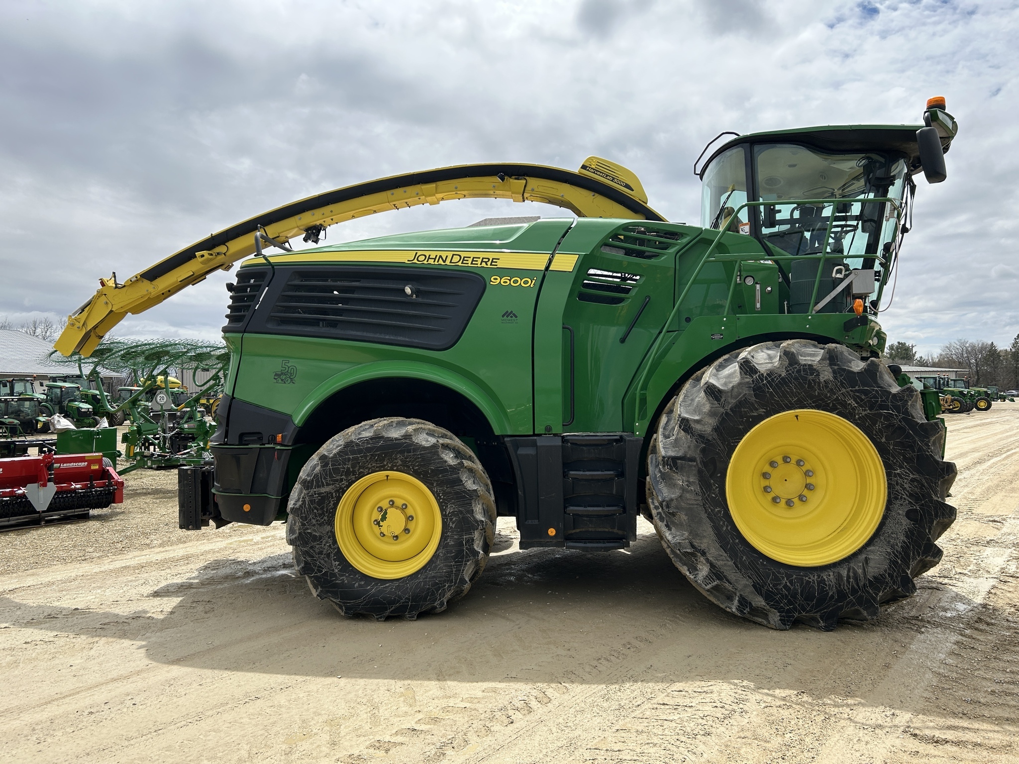2022 John Deere 9600 Combine