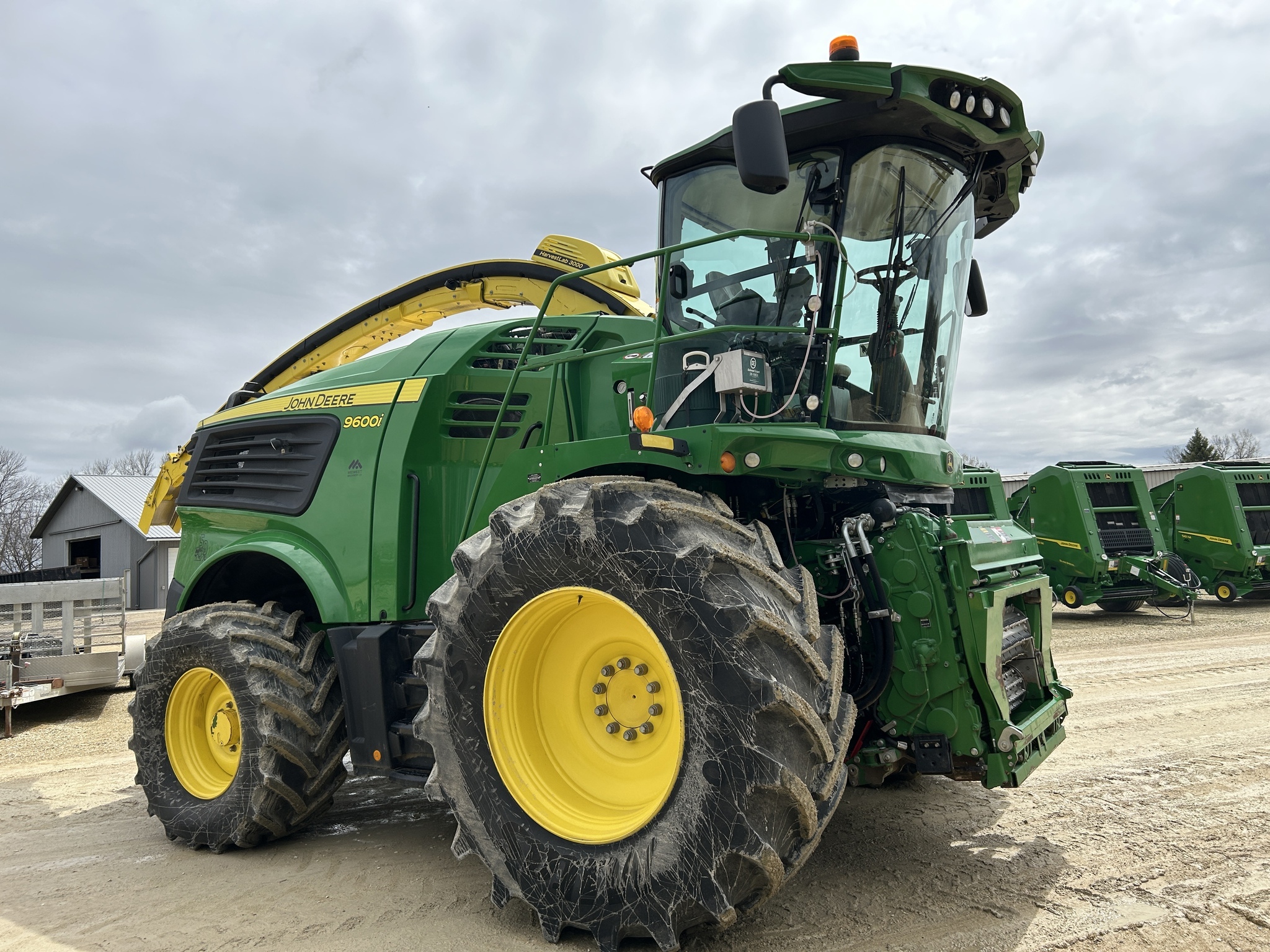 2022 John Deere 9600 Combine