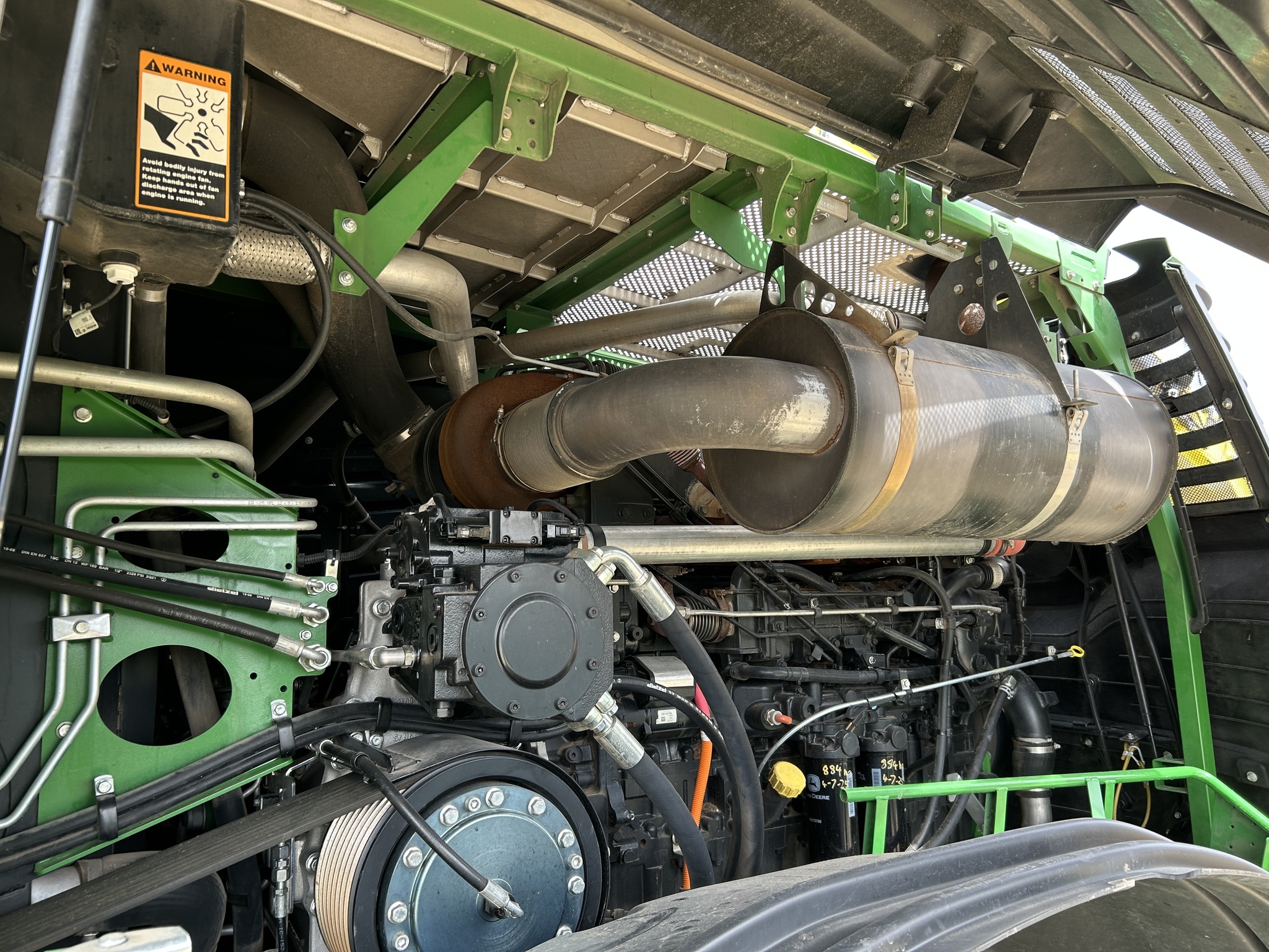 2022 John Deere 9600 Combine