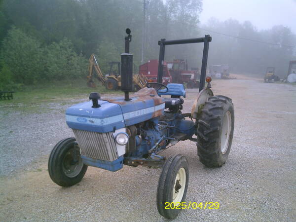 90 Ford 2910 Tractor