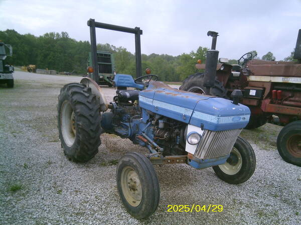90 Ford 2910 Tractor