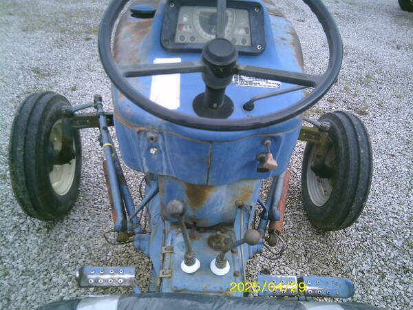 90 Ford 2910 Tractor