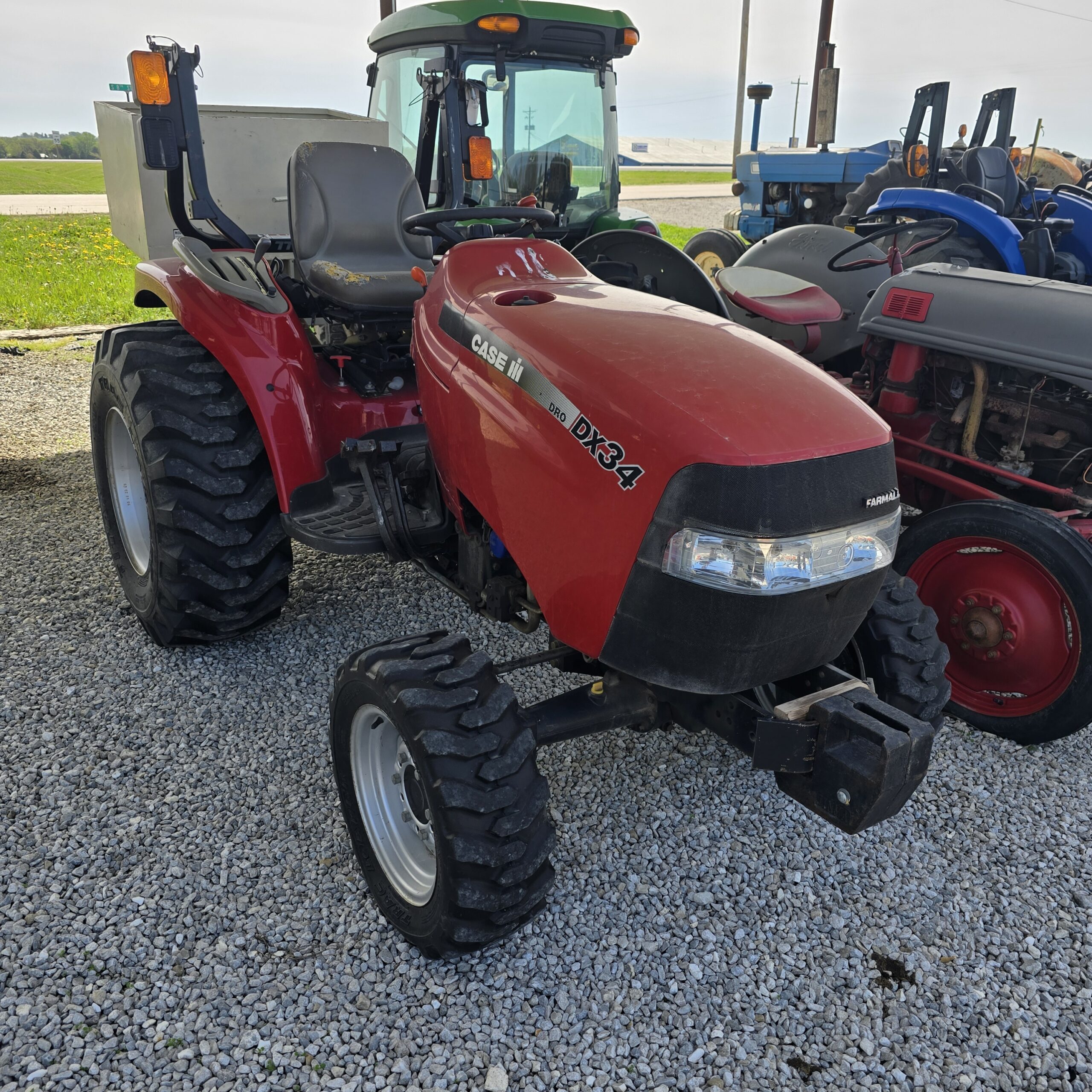 2005 Case IH DX34 Tractor