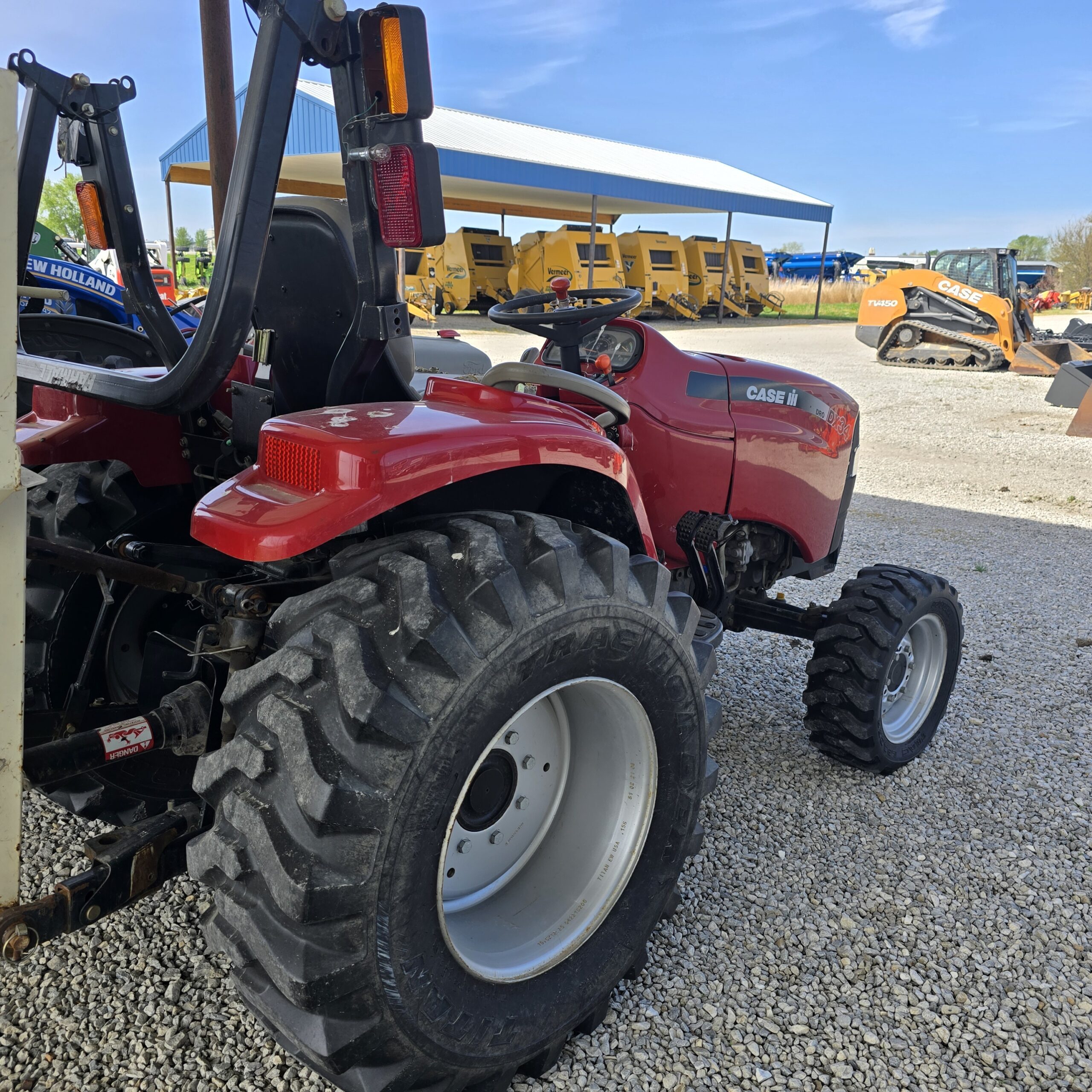 2005 Case IH DX34 Tractor