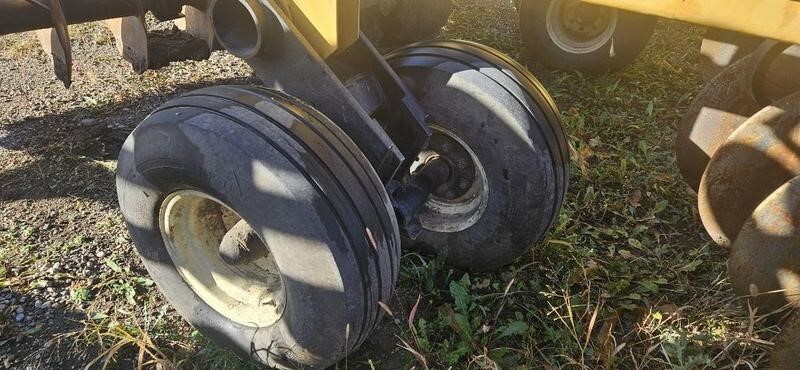 2010 Ezee-On 8700 Disk