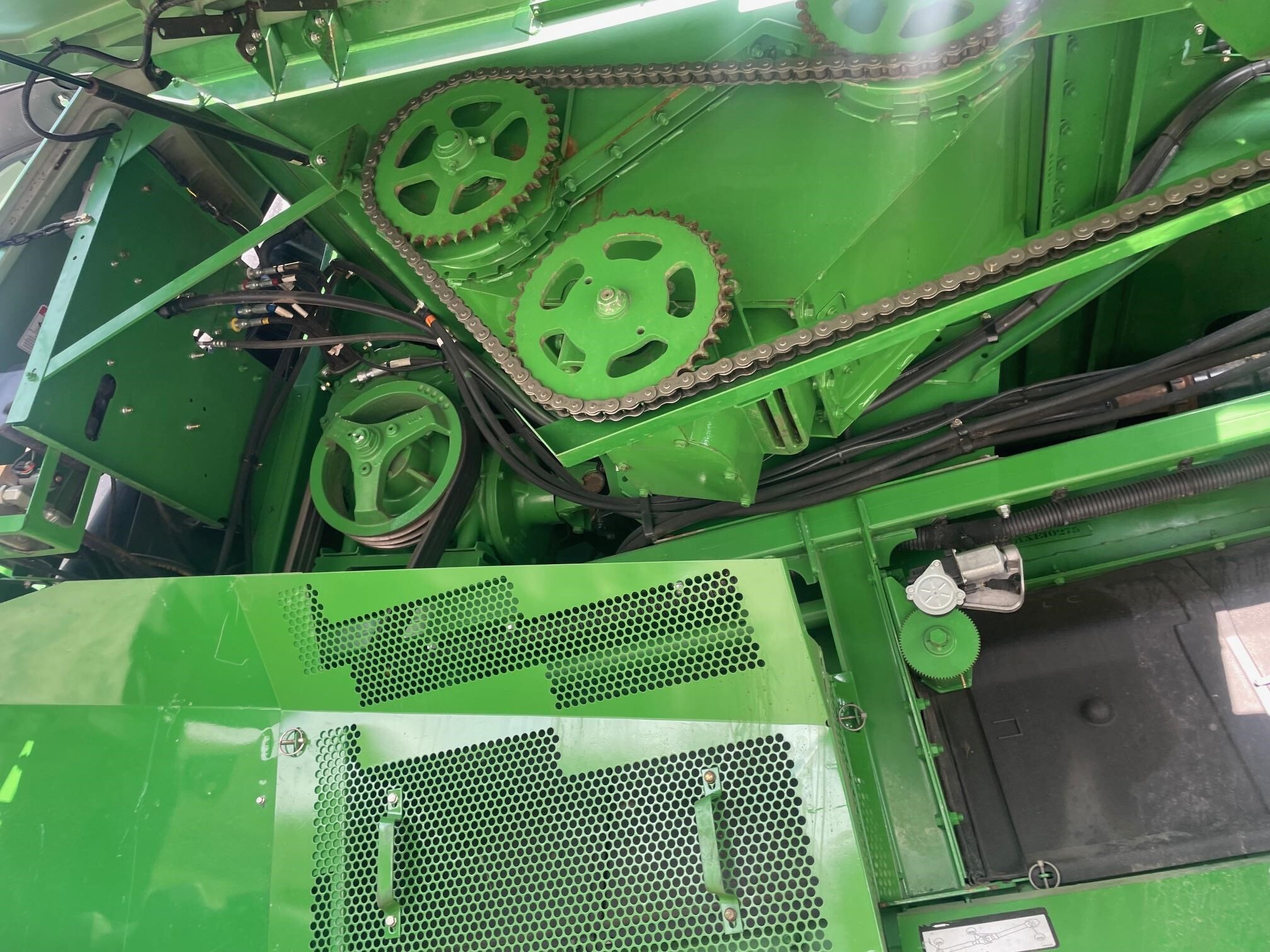 2013 John Deere S680 Combine