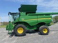2013 John Deere S680 Combine