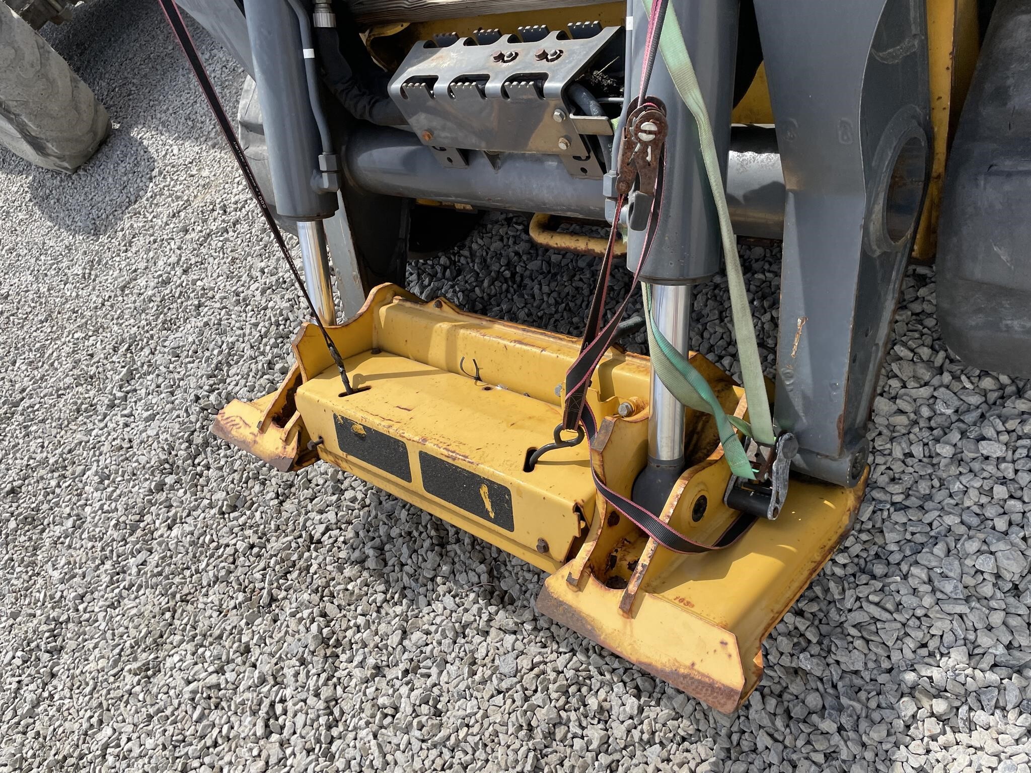 2016 Deere 333G Skid Steer