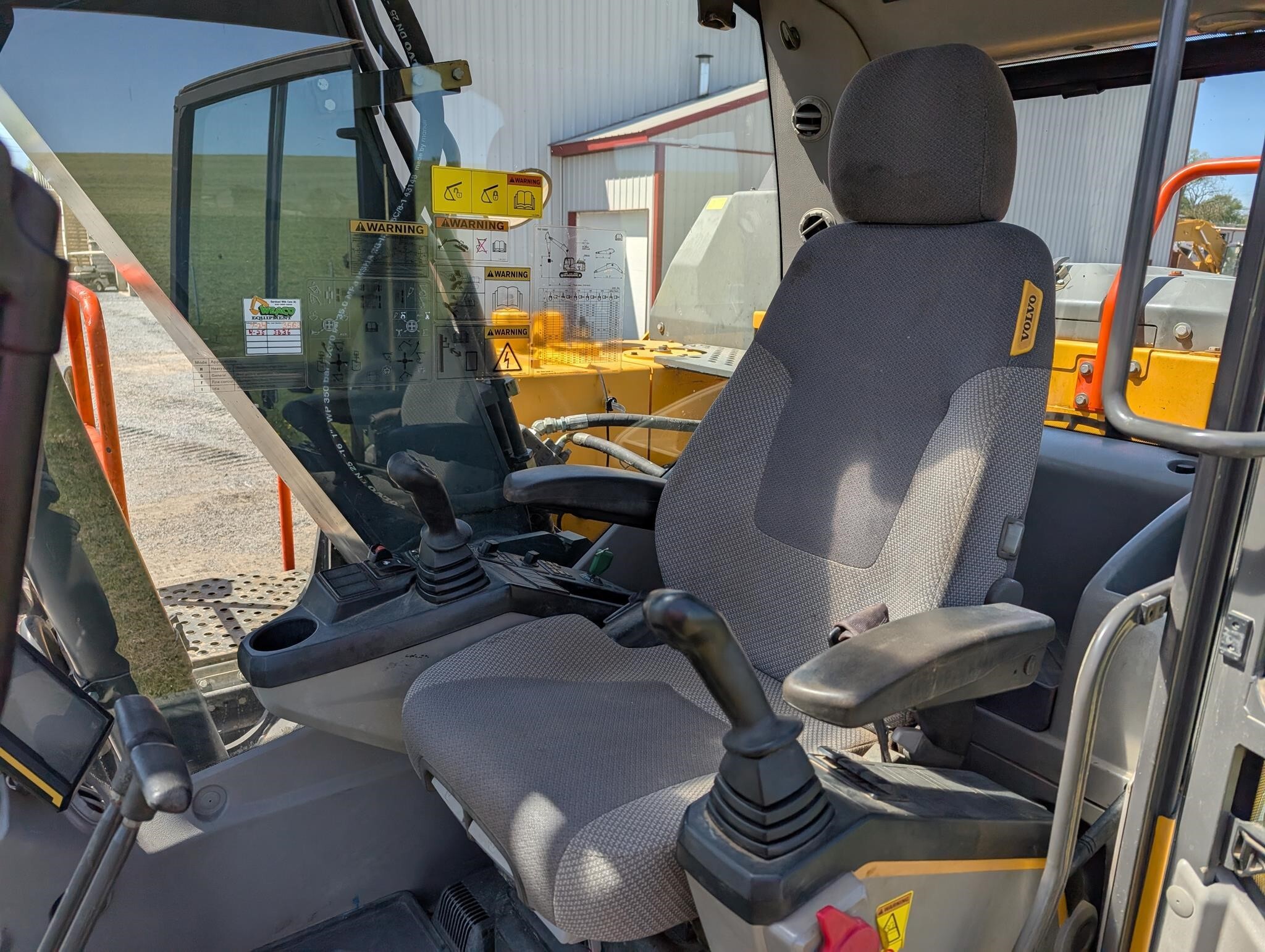 2015 Volvo EC160EL Excavator