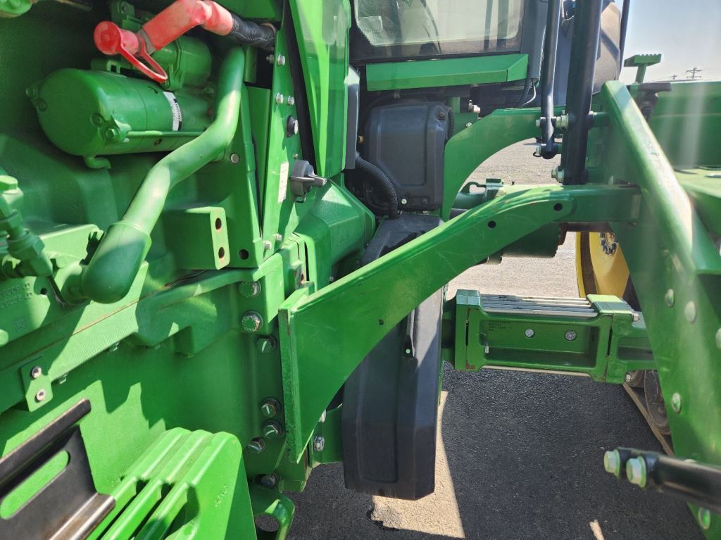 2021 John Deere 8RT 370 Tractor