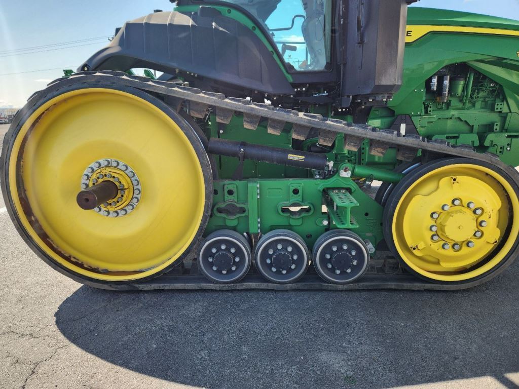 2021 John Deere 8RT 370 Tractor
