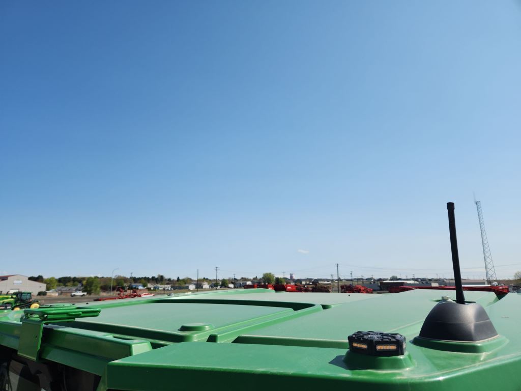 2021 John Deere 8RT 370 Tractor