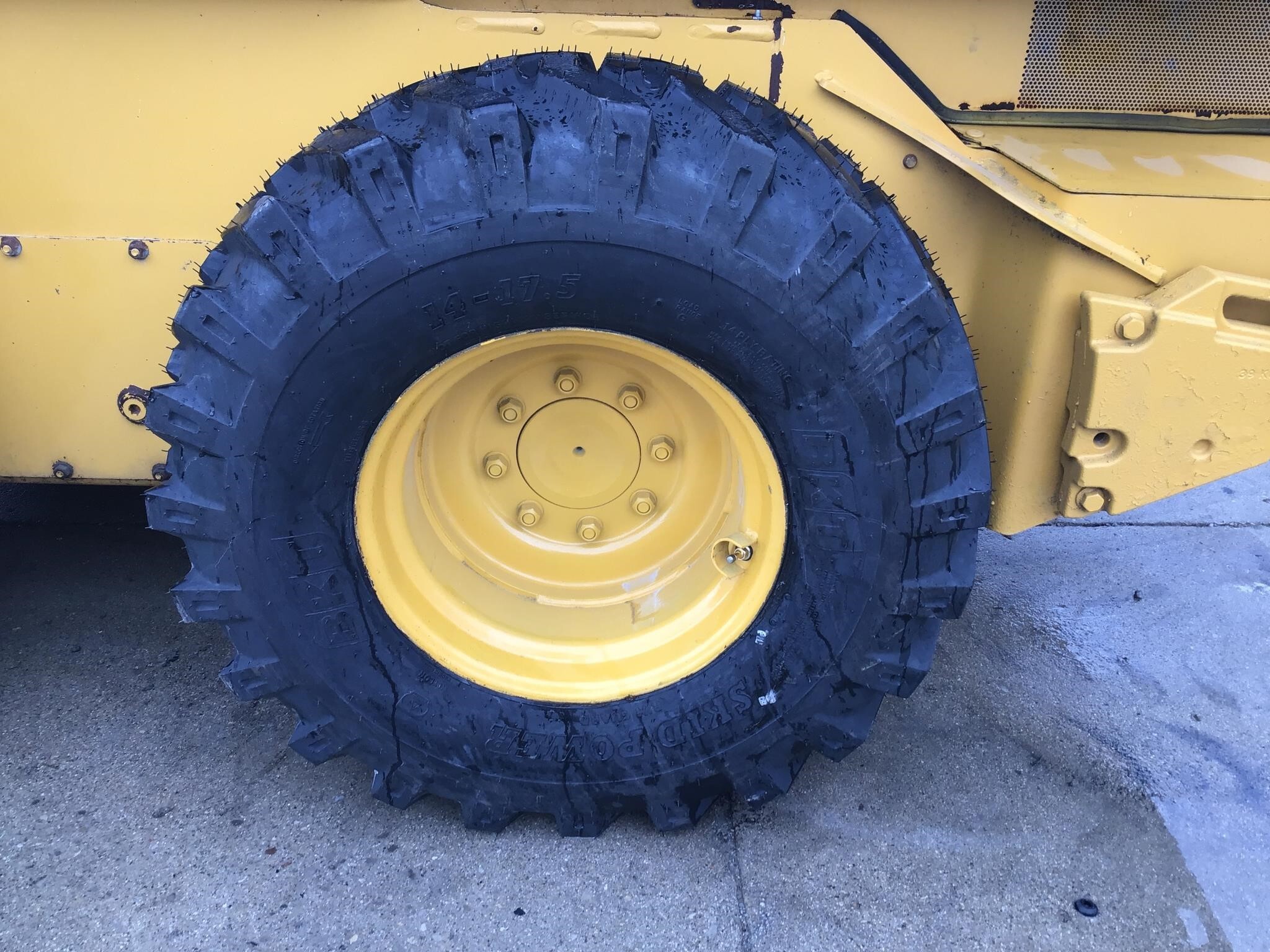 2019 Deere 330G Skid Steer