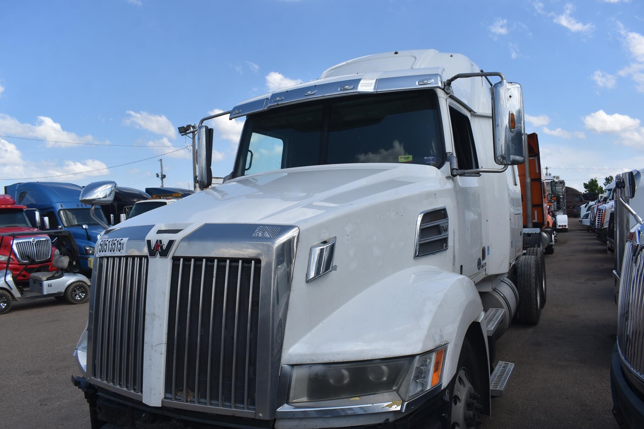 2017 Western Star 5700XE Semi Trucks/Trailer