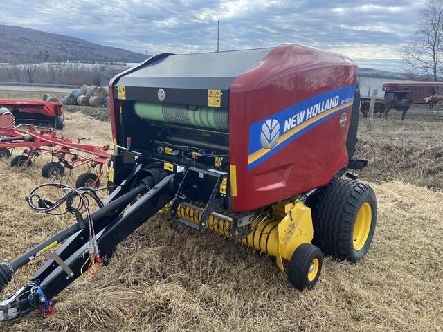 2024 New Holland RF440 UTILITY Round Baler