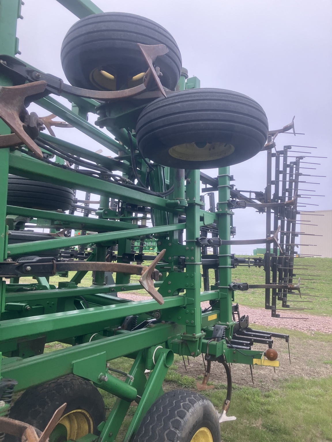 2008 John Deere 2310 Soil Finisher