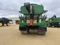 2022 John Deere 800R Self-Propelled Fertilizer Spreader