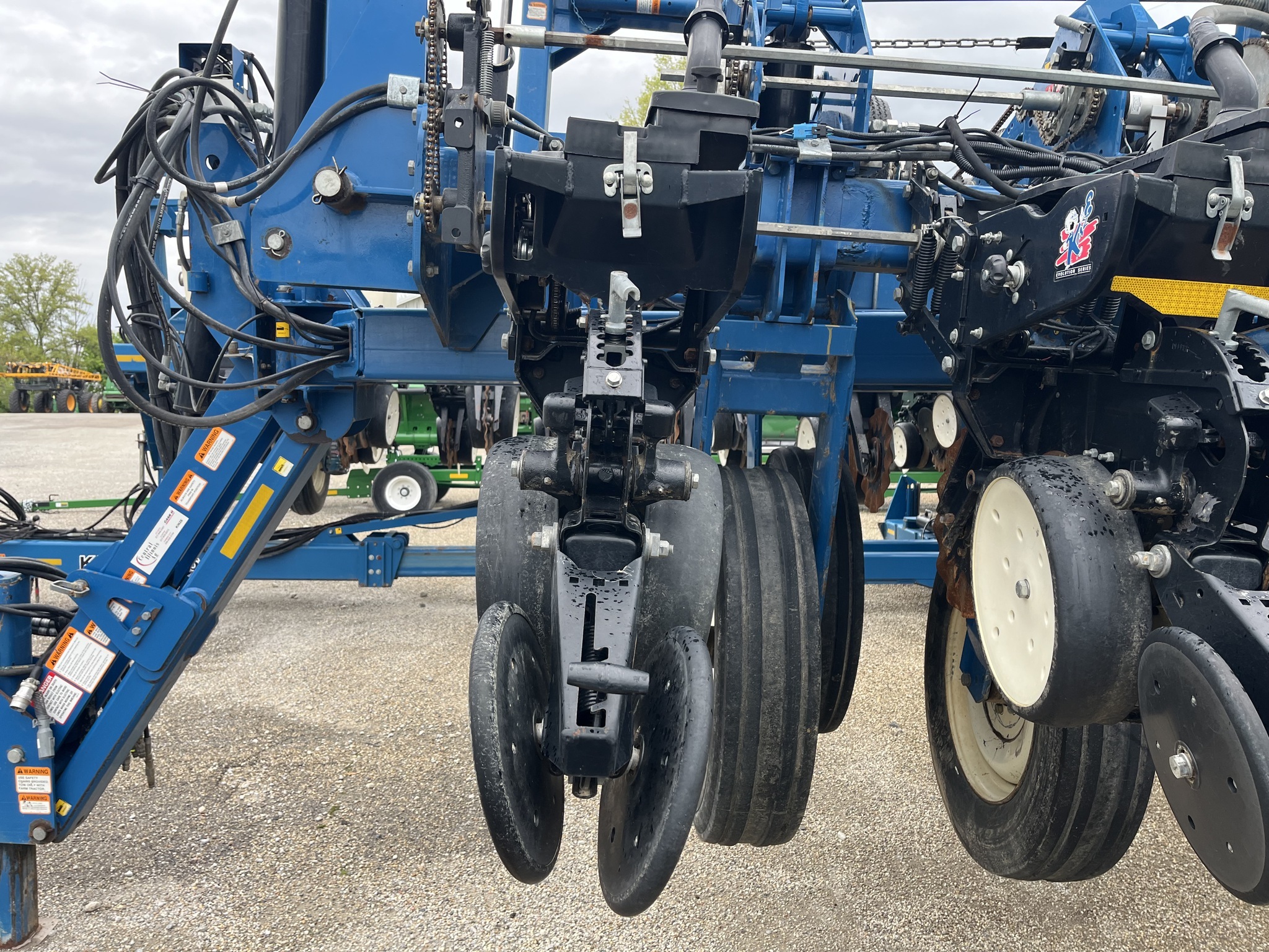 2011 Kinze 3700 Planter