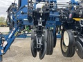 2011 Kinze 3700 Planter