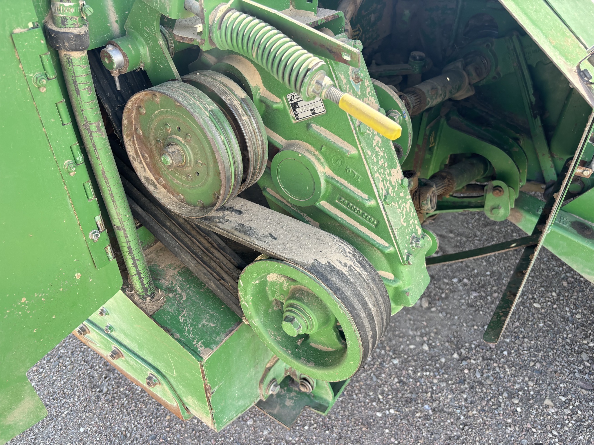 2011 John Deere R450 Self-Propelled Windrowers and Swather