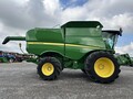 2013 John Deere S670 Combine