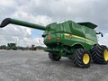 2013 John Deere S670 Combine