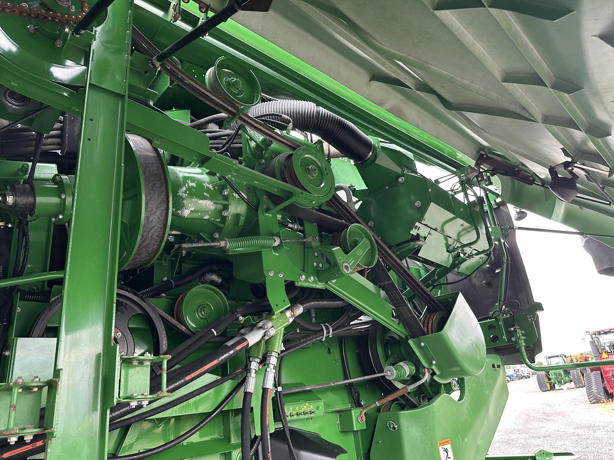 2013 John Deere S670 Combine