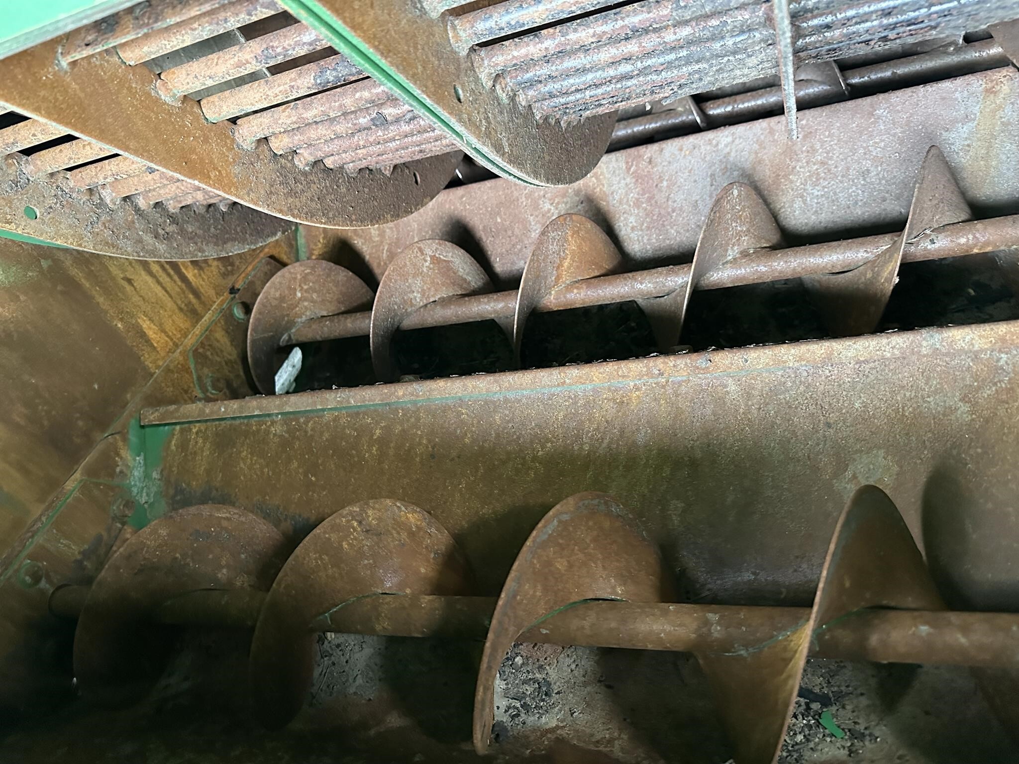 2013 John Deere S670 Combine